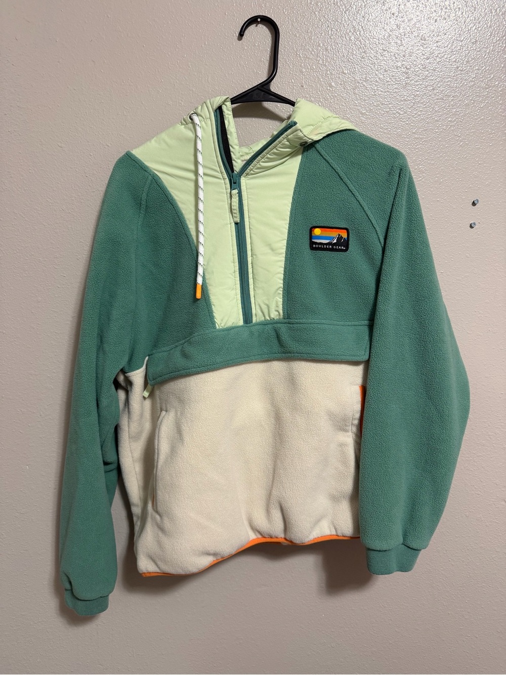 Boulder Gear Pullover
